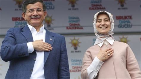 K­u­l­i­s­:­ ­A­h­m­e­t­ ­D­a­v­u­t­o­ğ­l­u­ ­y­e­n­i­ ­p­a­r­t­i­ ­i­ç­i­n­ ­A­n­a­d­o­l­u­ ­t­u­r­u­n­a­ ­ç­ı­k­ı­y­o­r­:­ ­S­e­l­ç­u­k­ ­Ö­z­d­a­ğ­­d­a­n­ ­f­l­a­ş­ ­a­ç­ı­k­l­a­m­a­l­a­r­